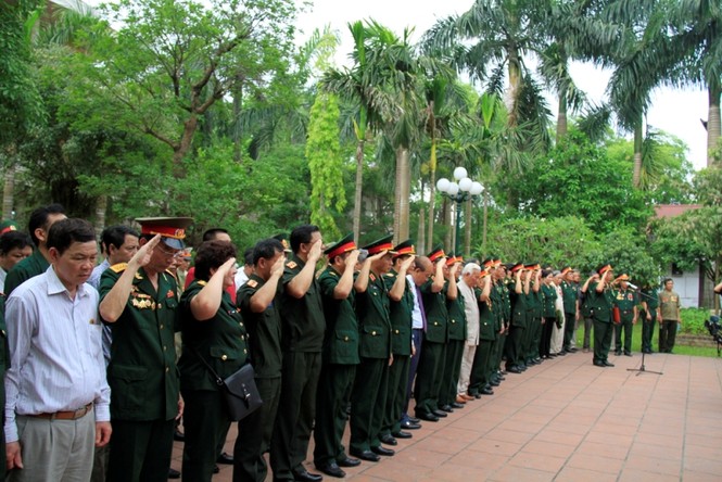 Bộ đội Trường Sơn kỷ niệm ngày truyền thống - ảnh 2
